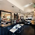 Altneudoerflerhof 3*
