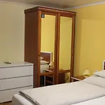 Altneudoerflerhof 3*