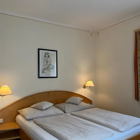 Altneudoerflerhof 호텔