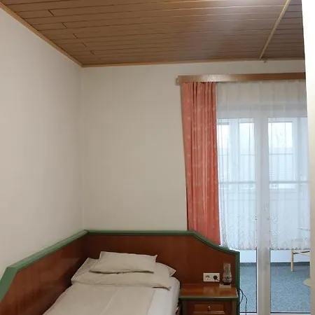 Altneudoerflerhof 3* باد رادكرسبرغ