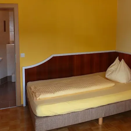 Hotel Altneudoerflerhof 3*