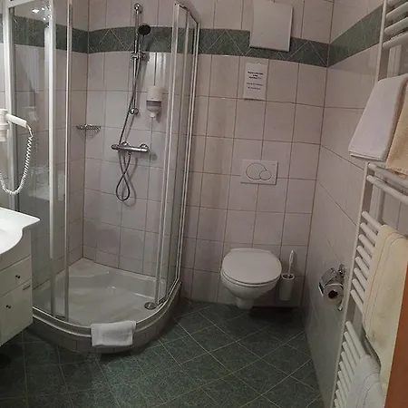 Hotell Altneudörflerhof 3*
