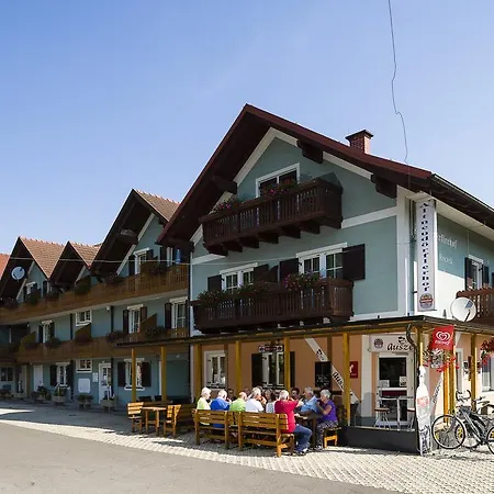 Altneudörflerhof Hotell 3*