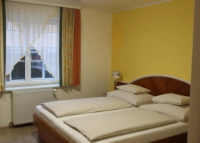 Altneudörflerhof 3*