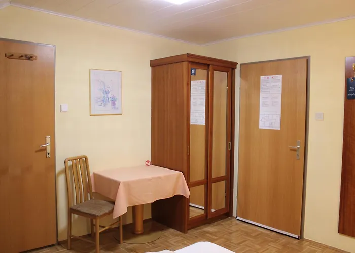 Altneudörflerhof Otel 3*